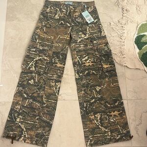 REVICE amelia pants oakland size 24-brand new never worn